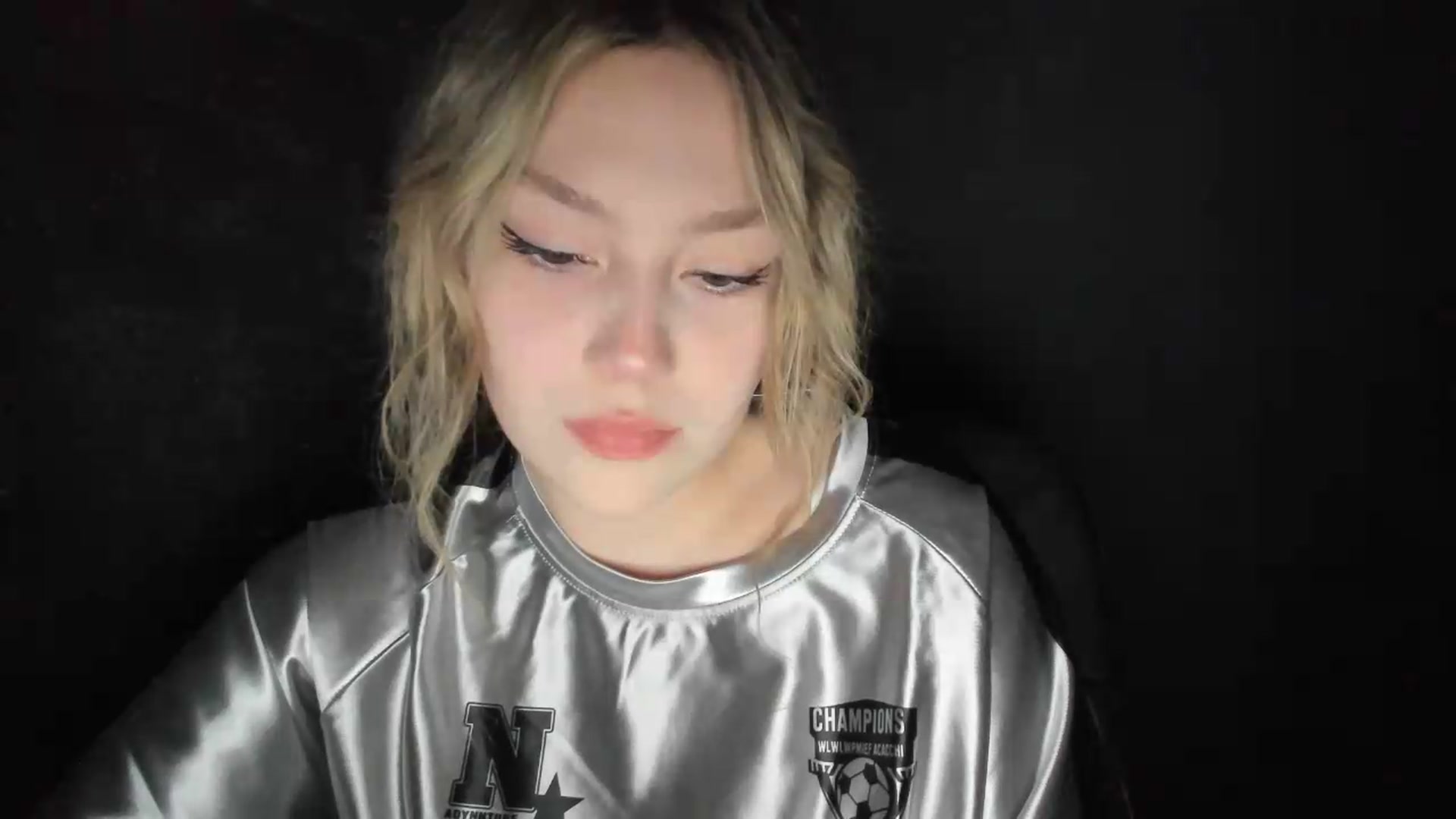 Gallery image thumbnail from Milanana's myfreecams stream on, 07/12/2026, 20:03 image 19 of 20