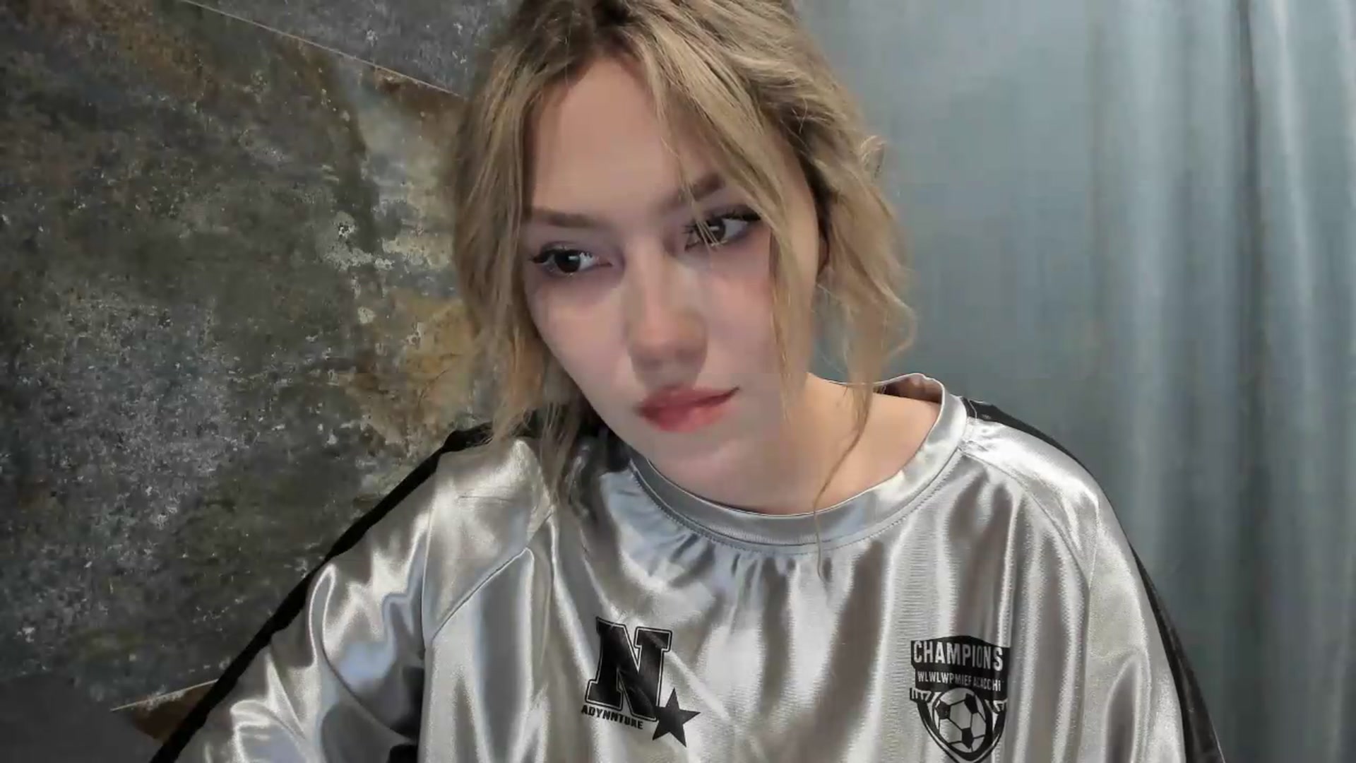 Gallery image thumbnail from Milanana's myfreecams stream on, 07/12/2026, 20:03 image 11 of 20