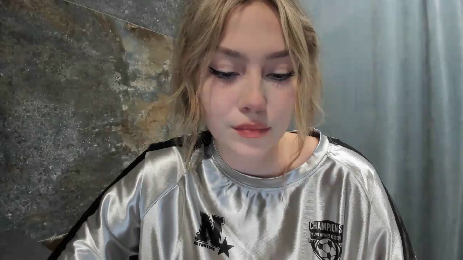Gallery image thumbnail from Milanana's myfreecams stream on, 07/12/2026, 20:03 image 10 of 20