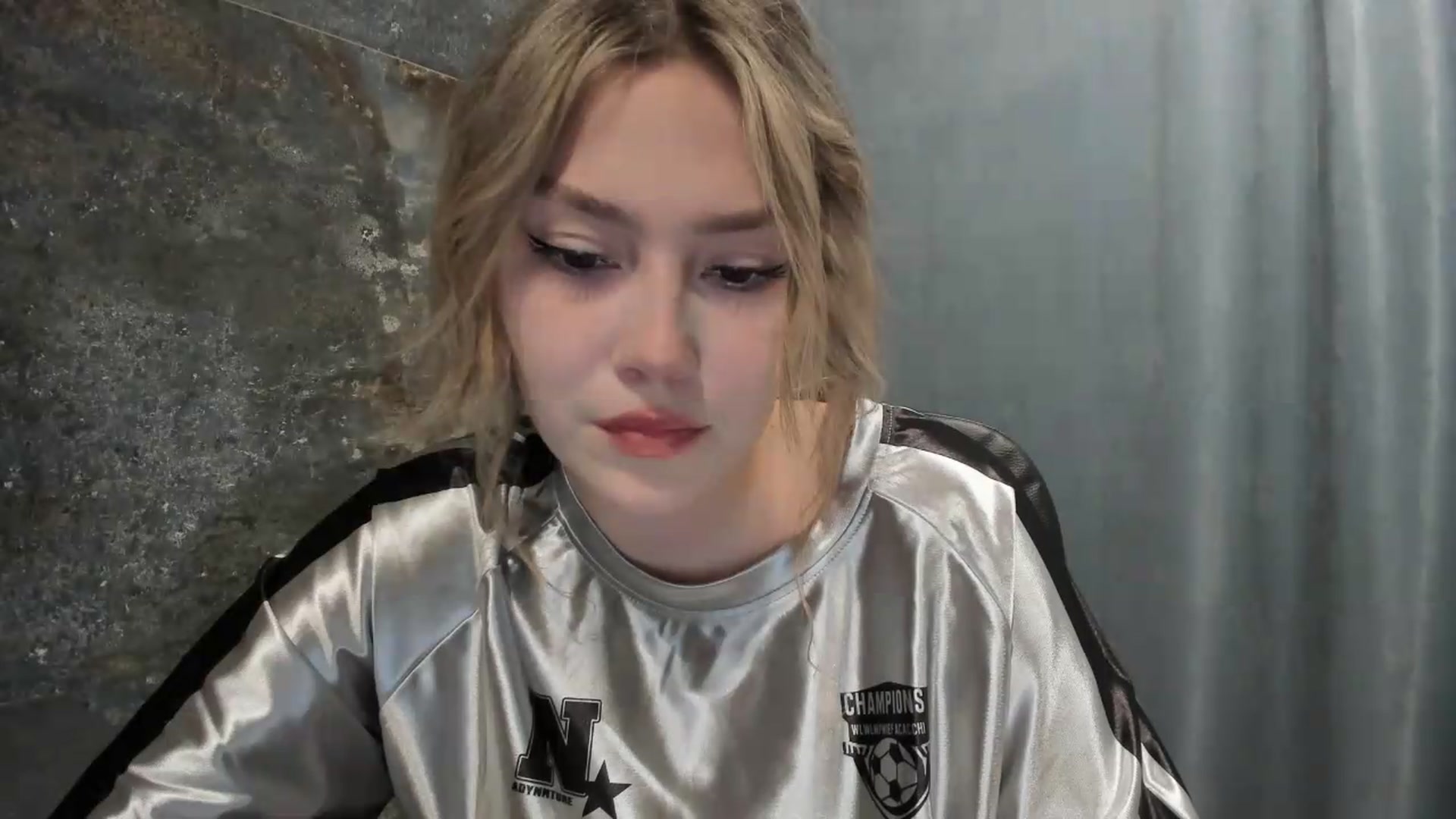 Gallery image thumbnail from Milanana's myfreecams stream on, 07/12/2026, 20:03 image 2 of 20