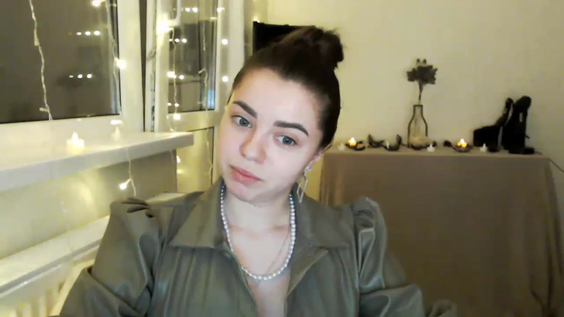 Gallery image thumbnail from Milania_foxy's myfreecams stream on, 03/06/2023, 19:05 image 7 of 20