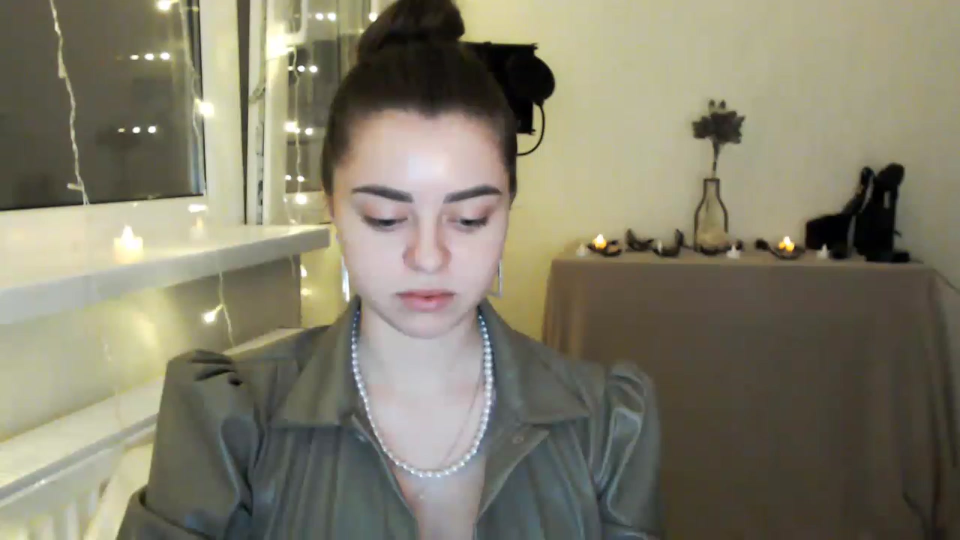 Gallery image thumbnail from Milania_foxy's myfreecams stream on, 03/06/2023, 19:05 image 5 of 20