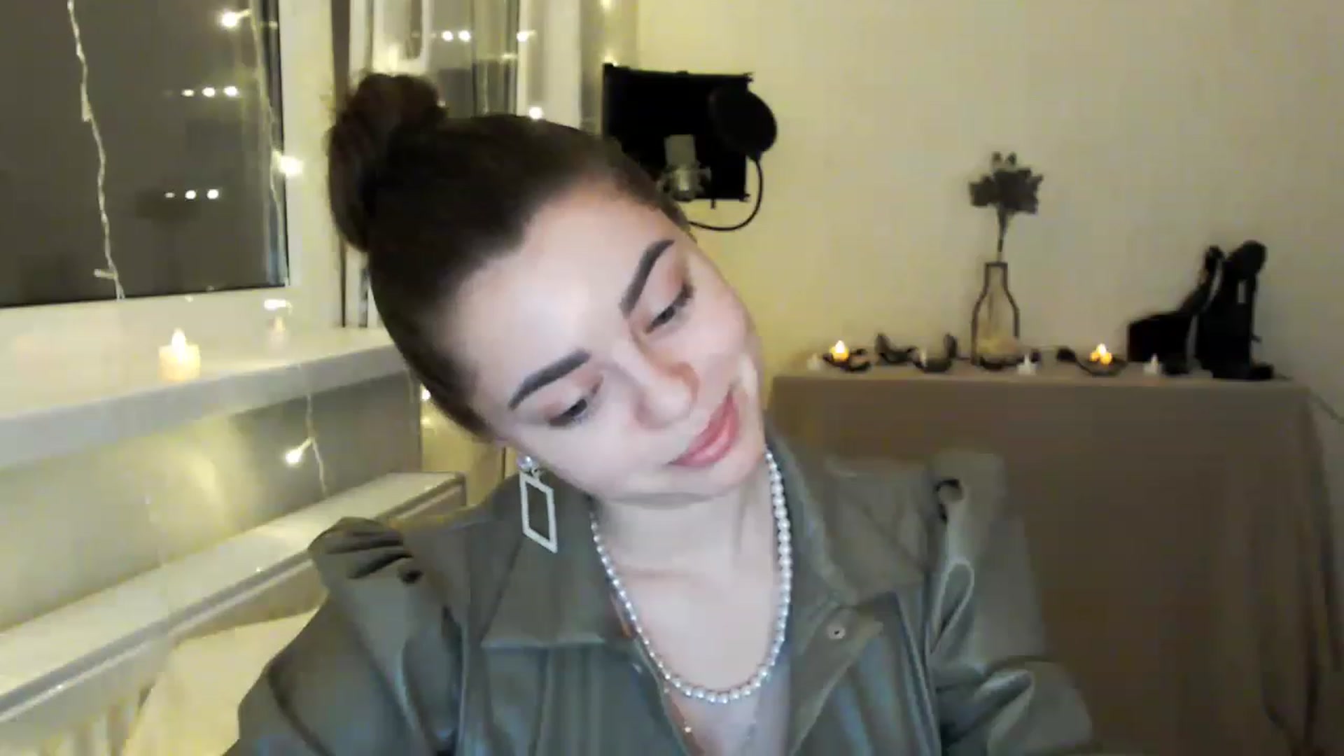 Gallery image thumbnail from Milania_foxy's myfreecams stream on, 03/06/2023, 19:05 image 8 of 20