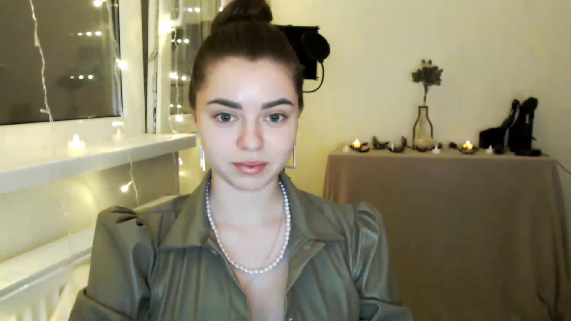 Gallery image thumbnail from Milania_foxy's myfreecams stream on, 03/06/2023, 19:05 image 4 of 20