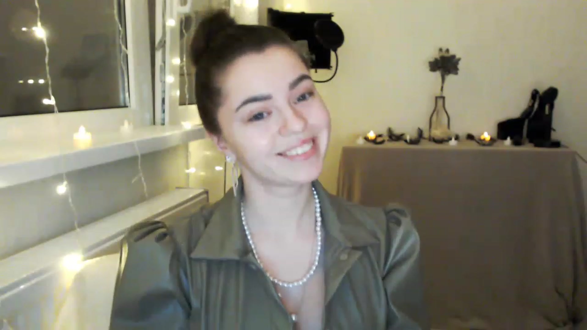 Gallery image thumbnail from Milania_foxy's myfreecams stream on, 03/06/2023, 19:05 image 2 of 20