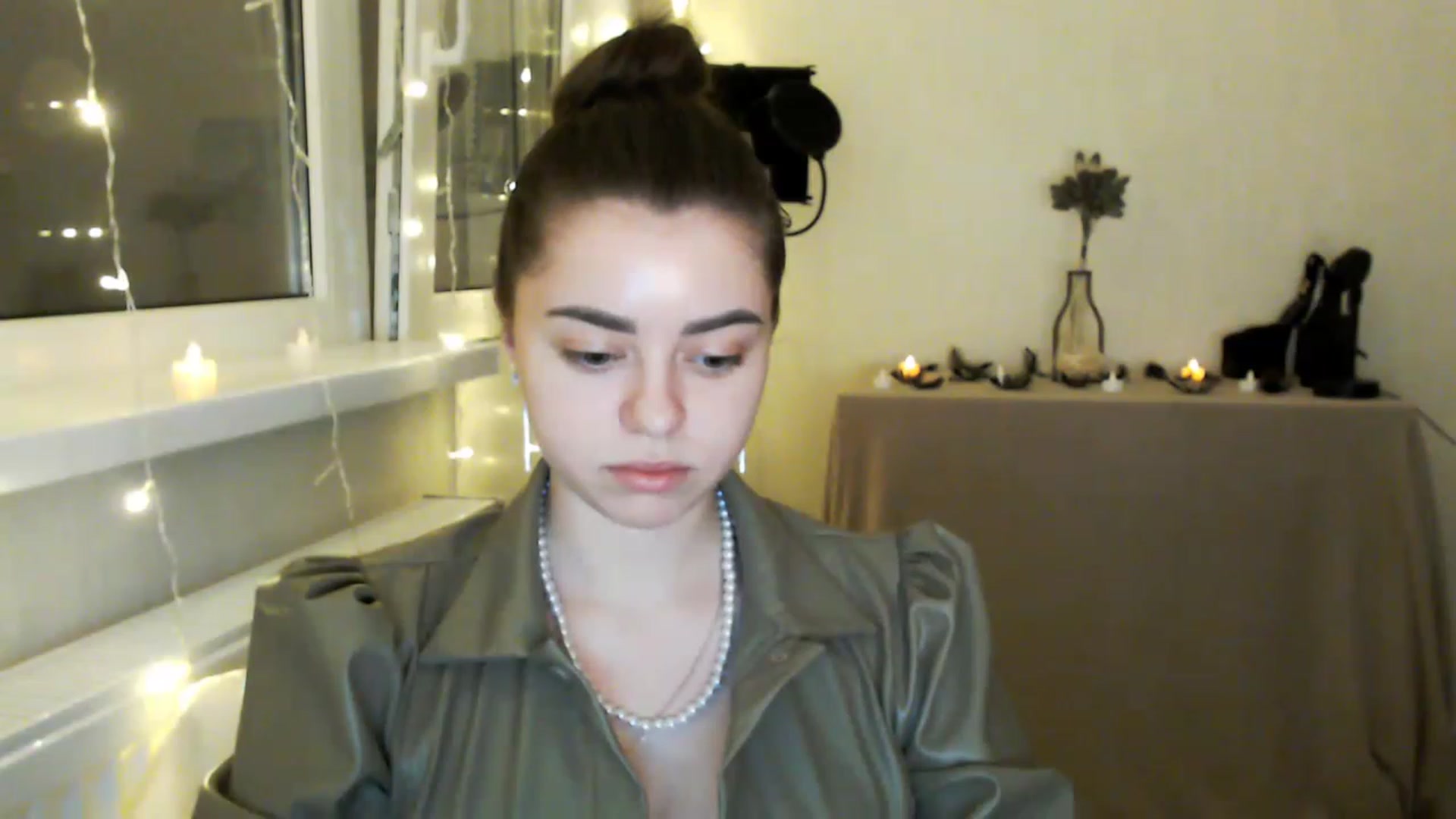 Gallery image thumbnail from Milania_foxy's myfreecams stream on, 03/06/2023, 19:05 image 6 of 20
