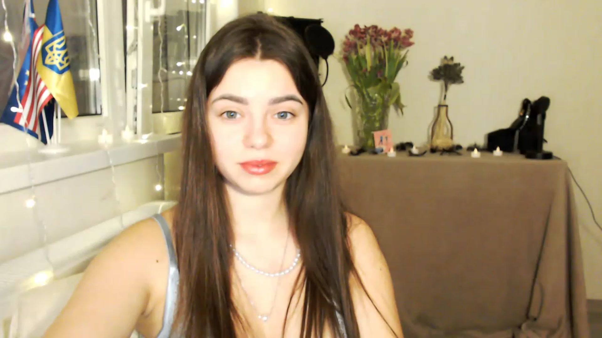 Gallery image thumbnail from Milania_foxy's myfreecams stream on, 03/15/2023, 16:30 image 14 of 20