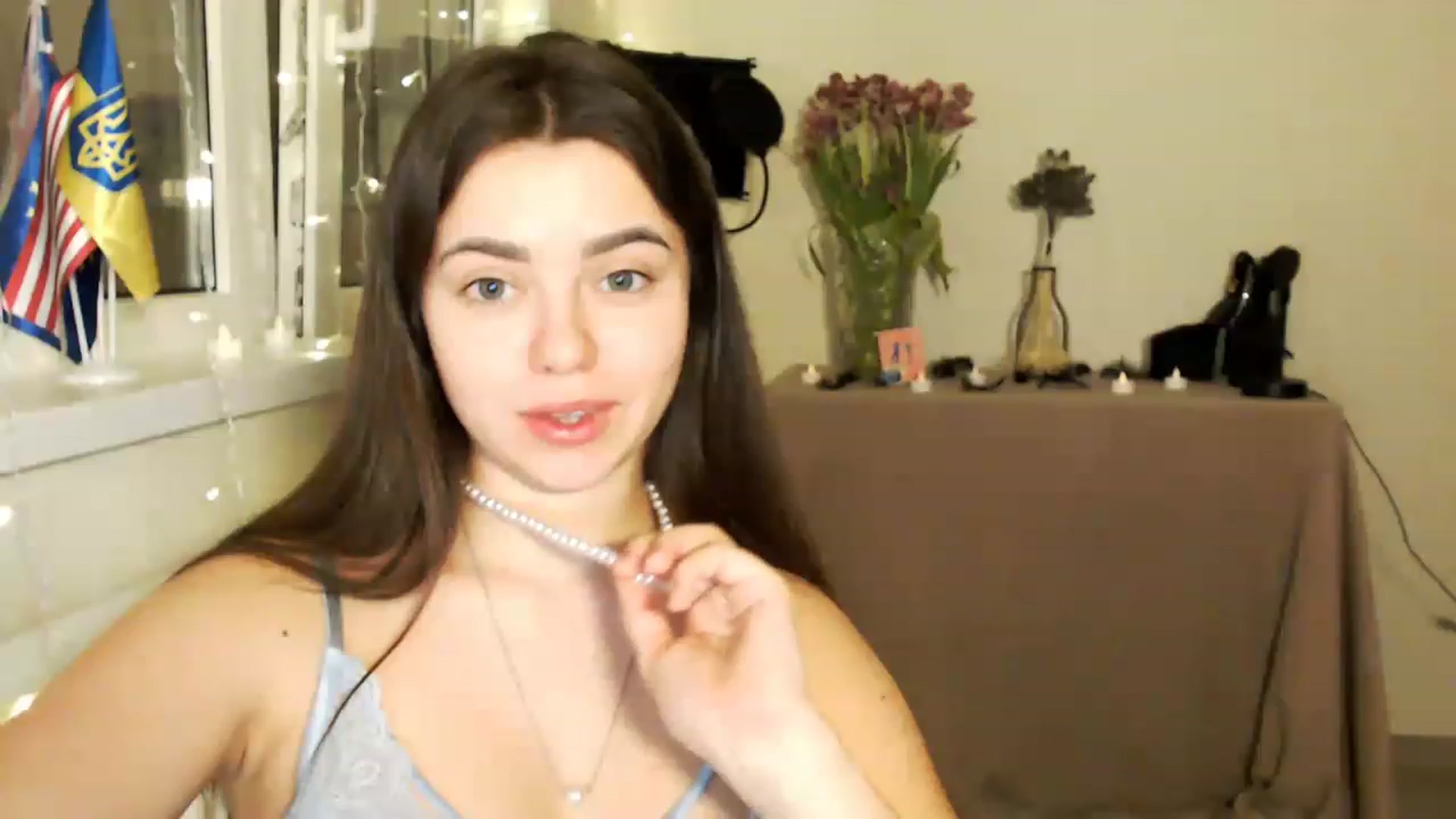 Gallery image thumbnail from Milania_foxy's myfreecams stream on, 03/15/2023, 18:37 image 8 of 20