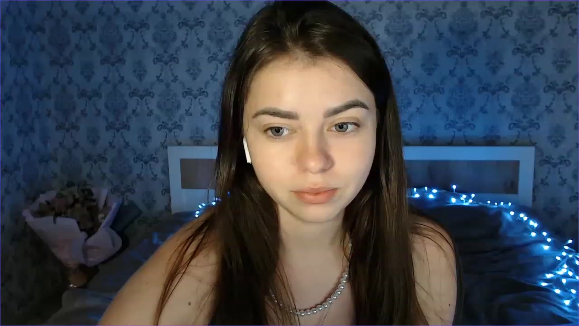 Gallery image thumbnail from Milania_foxy's myfreecams stream on, 04/29/2023, 18:45 image 4 of 20