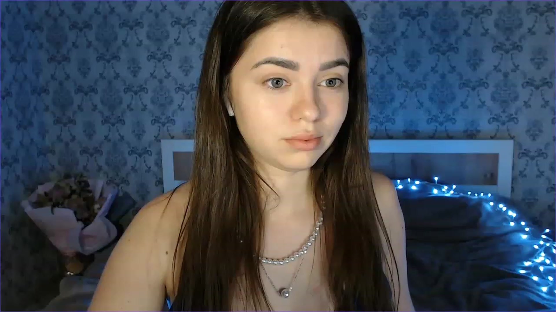 Gallery image thumbnail from Milania_foxy's myfreecams stream on, 04/29/2023, 18:45 image 7 of 20