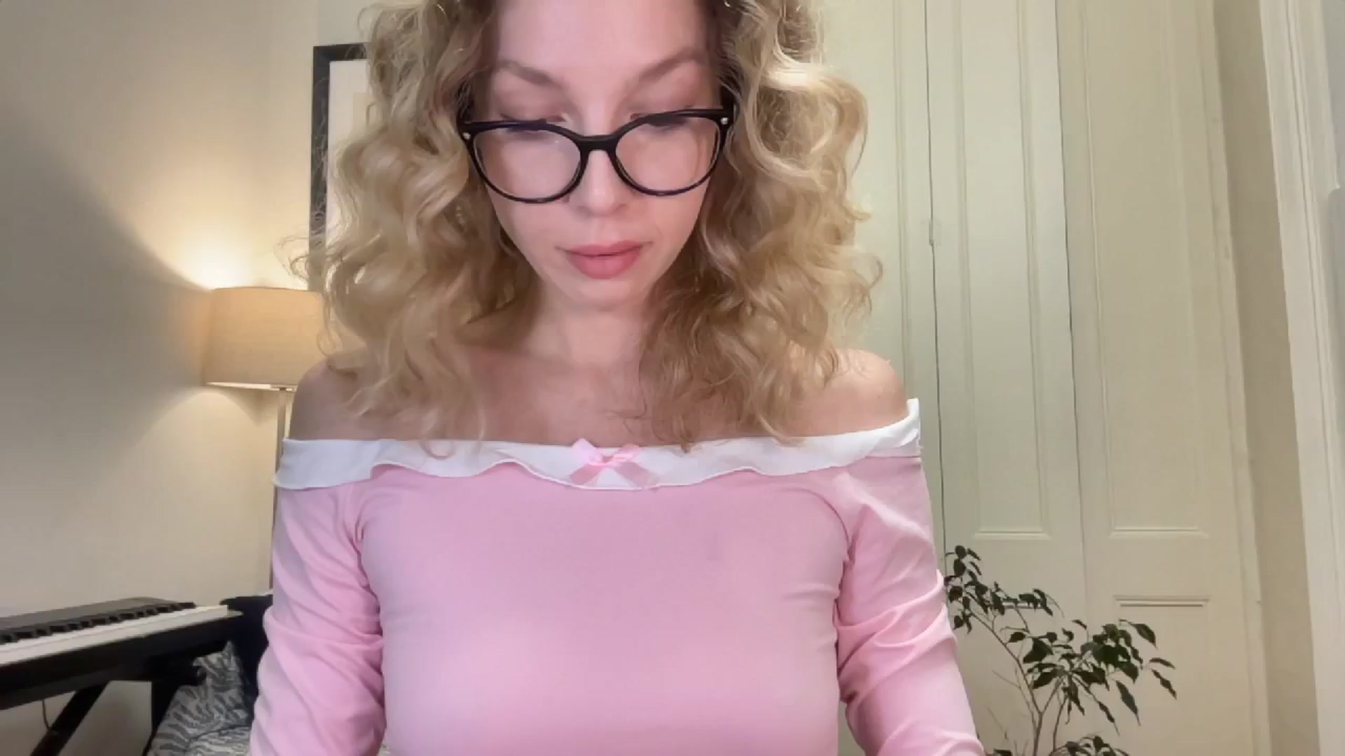 Gallery image thumbnail from Milayah's myfreecams stream on, 10/21/2025, 18:51 image 1 of 20