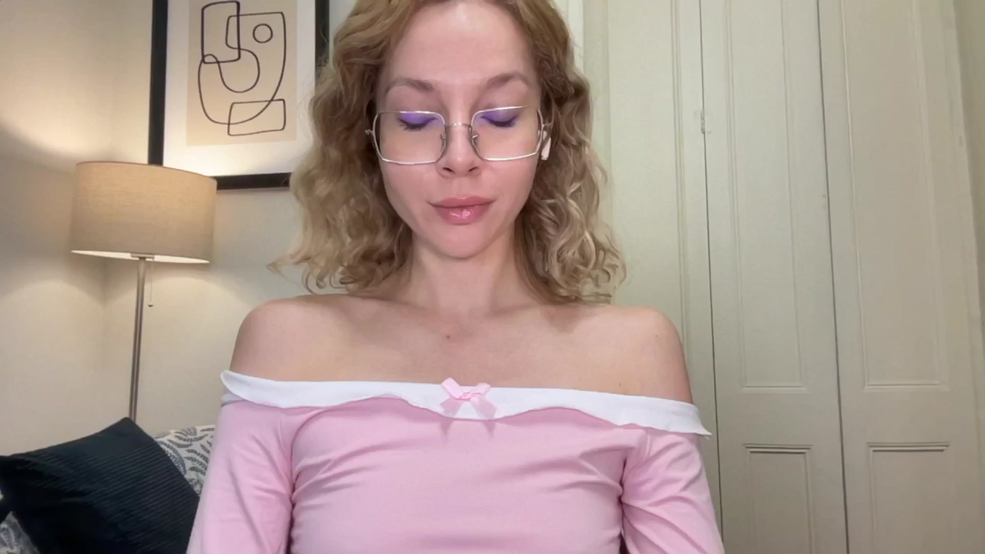 Gallery image thumbnail from Milayah's myfreecams stream on, 12/10/2025, 14:57 image 1 of 20