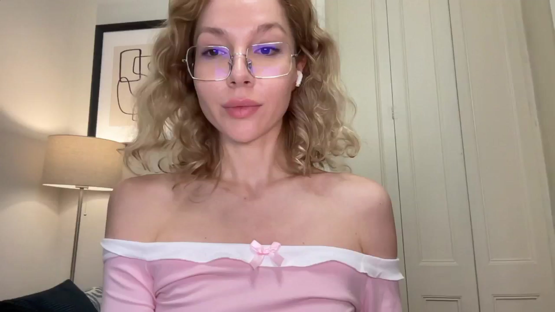 Gallery image thumbnail from Milayah's myfreecams stream on, 12/10/2025, 15:48 image 3 of 20