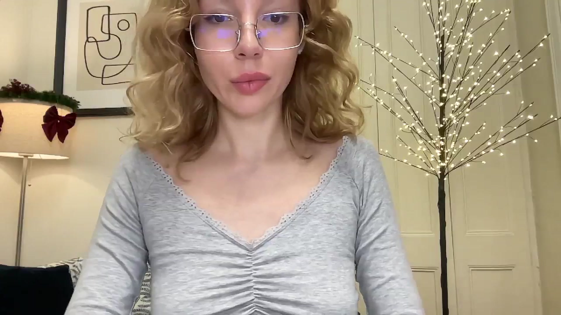Gallery image thumbnail from Milayah's myfreecams stream on, 12/27/2025, 18:33 image 2 of 20