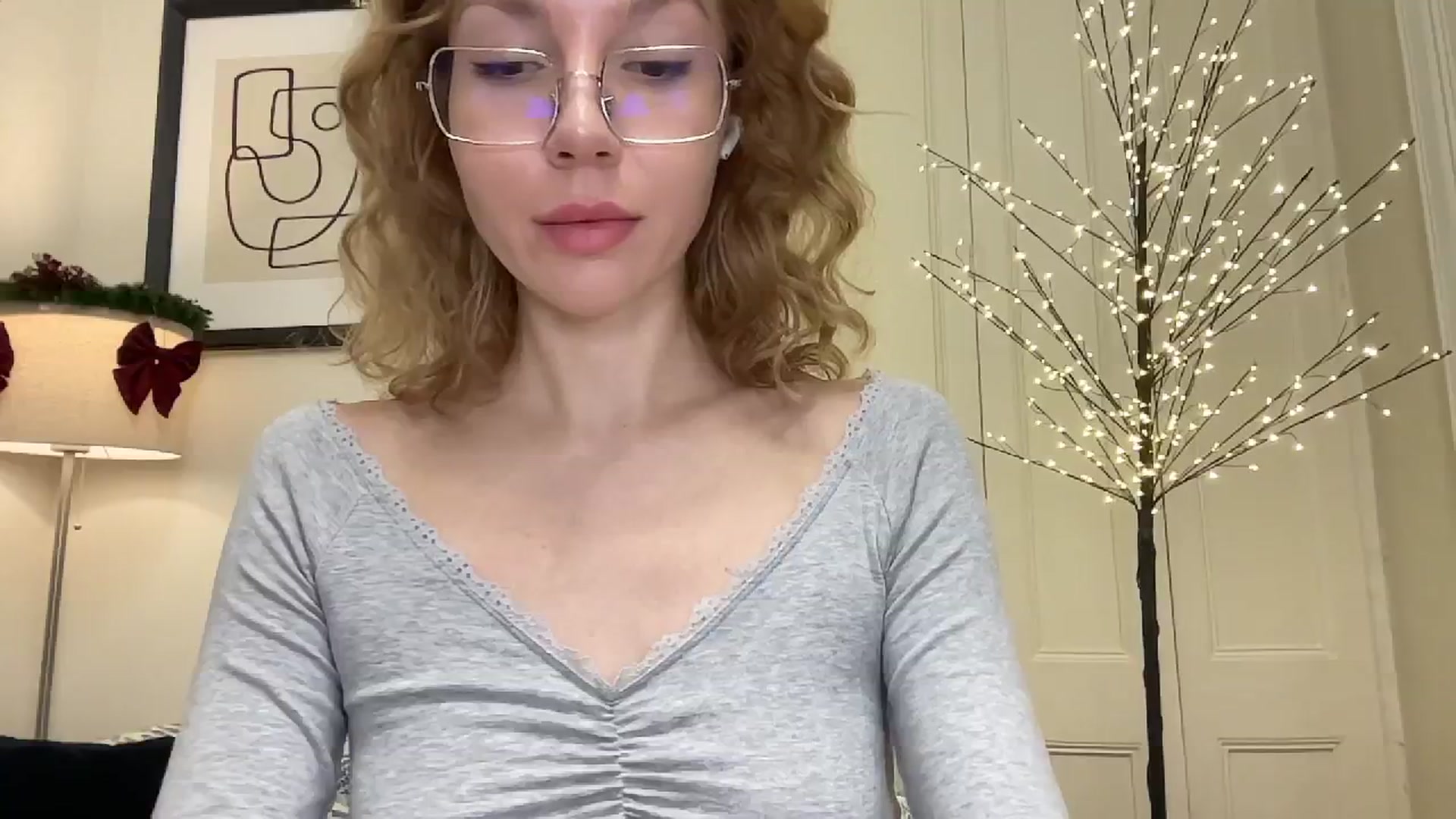 Gallery image thumbnail from Milayah's myfreecams stream on, 12/27/2025, 18:33 image 15 of 20