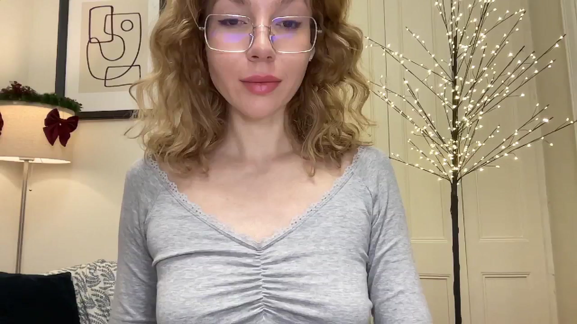 Gallery image thumbnail from Milayah's myfreecams stream on, 12/27/2025, 18:33 image 3 of 20