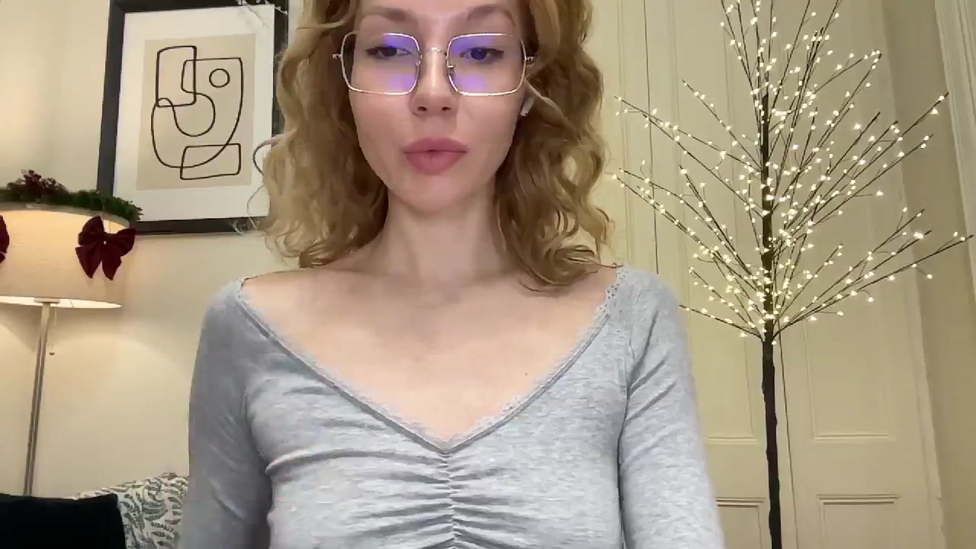 Gallery image thumbnail from Milayah's myfreecams stream on, 12/27/2025, 18:33 image 14 of 20