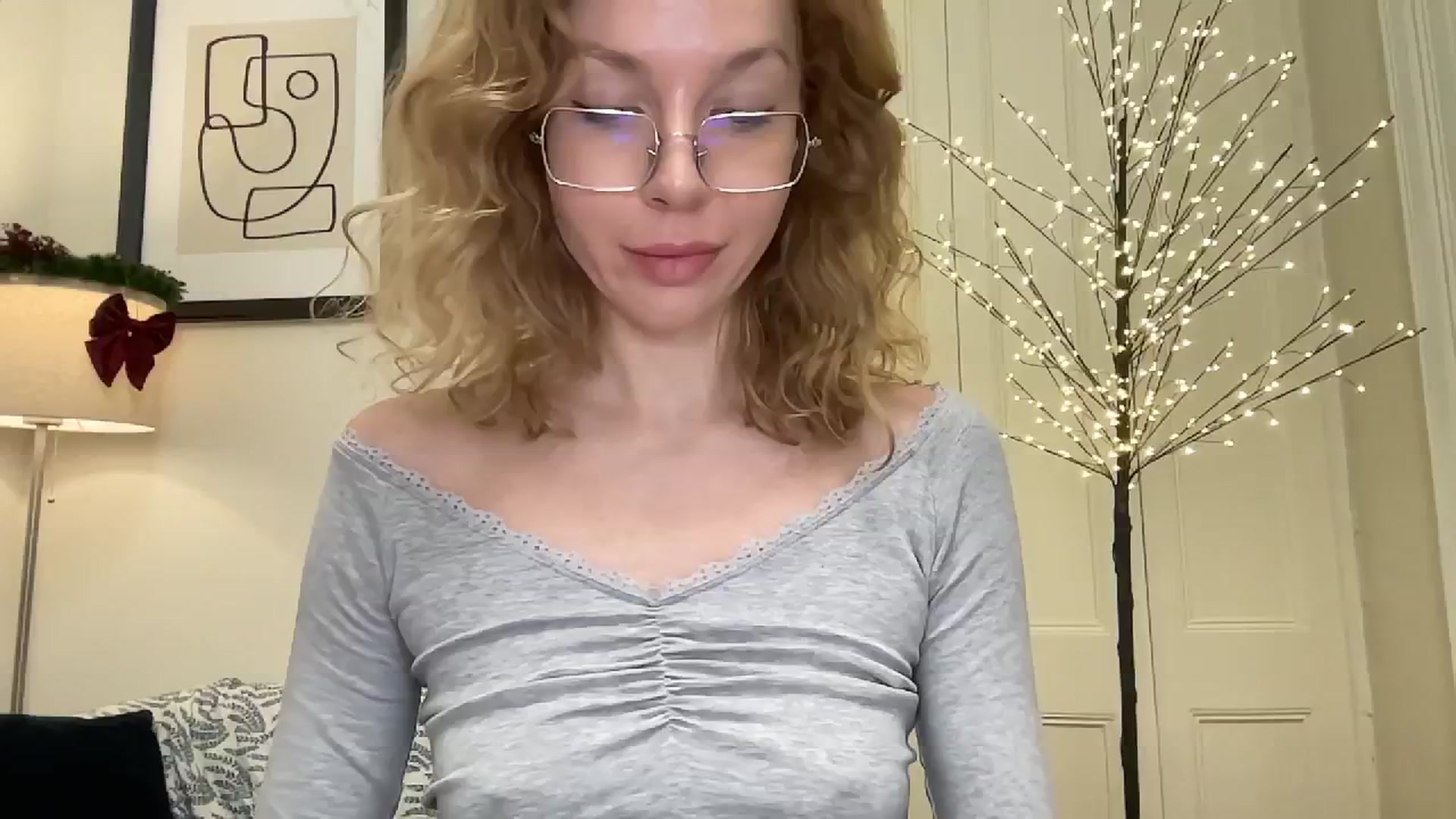 Gallery image thumbnail from Milayah's myfreecams stream on, 12/27/2025, 19:43 image 19 of 20