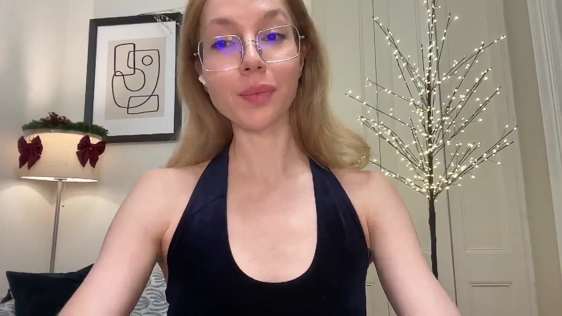 Gallery image thumbnail from Milayah's myfreecams stream on, 12/28/2025, 19:22 image 19 of 20