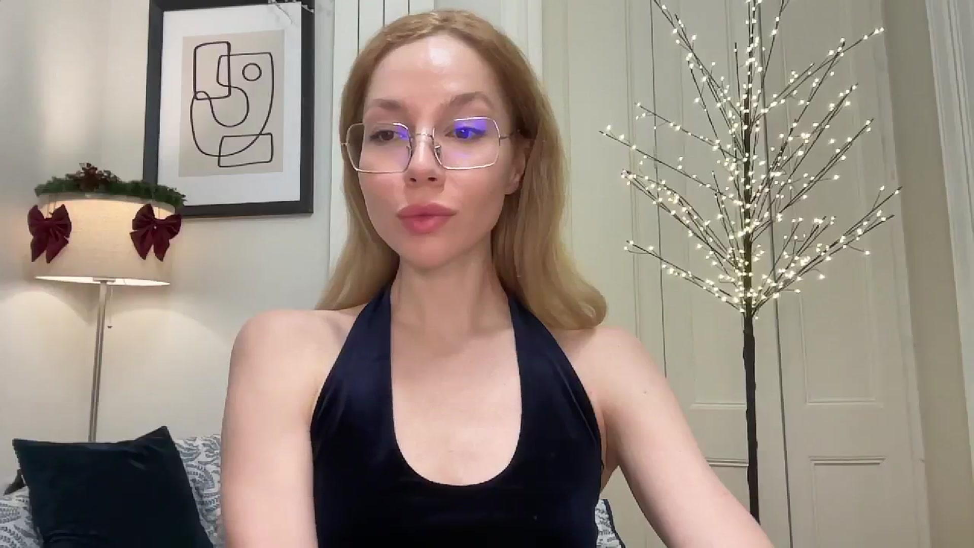 Gallery image thumbnail from Milayah's myfreecams stream on, 12/28/2025, 19:22 image 15 of 20