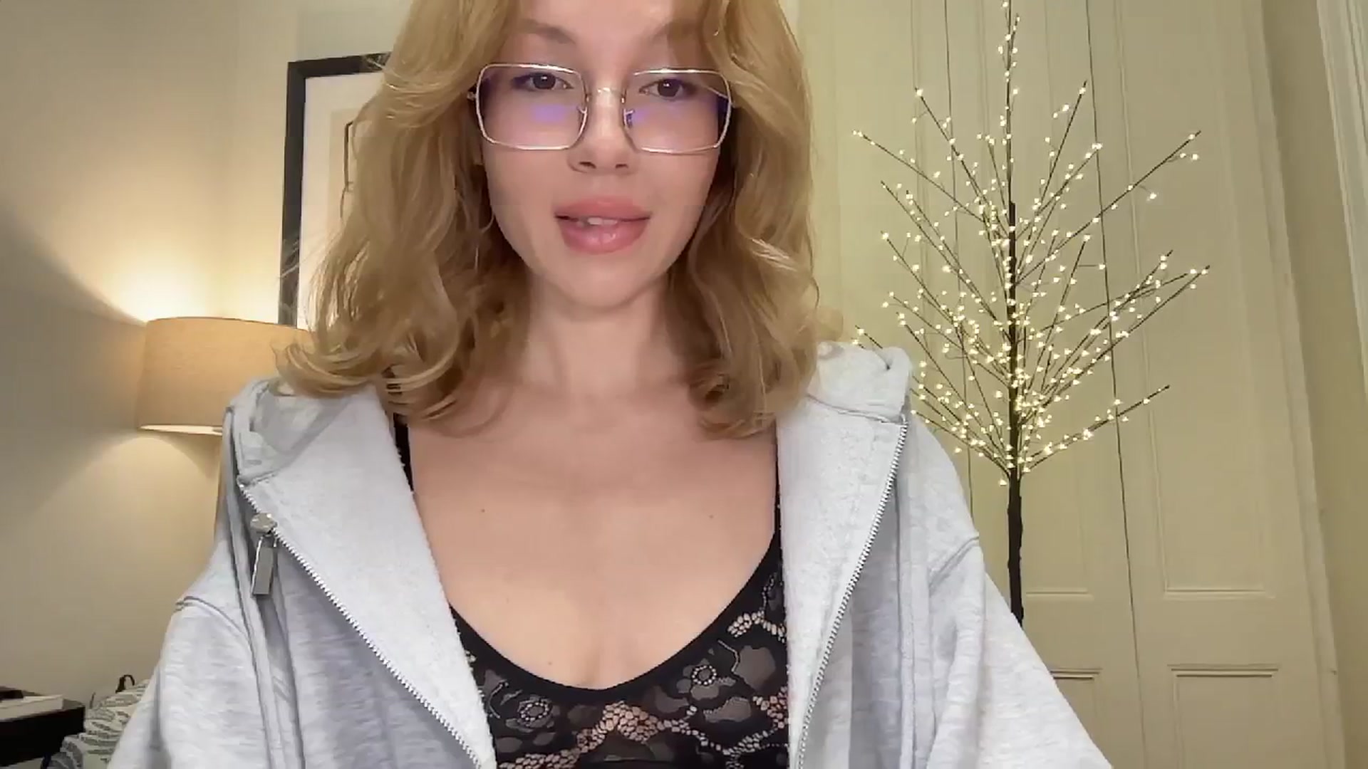 Gallery image thumbnail from Milayah's myfreecams stream on, 01/04/2026, 17:32 image 2 of 20
