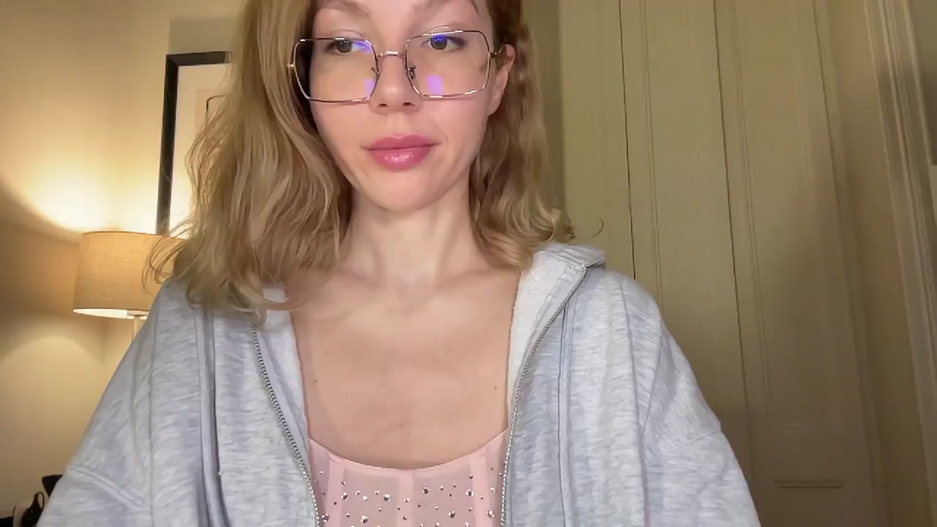 Gallery image thumbnail from Milayah's myfreecams stream on, 01/11/2026, 17:23 image 10 of 20