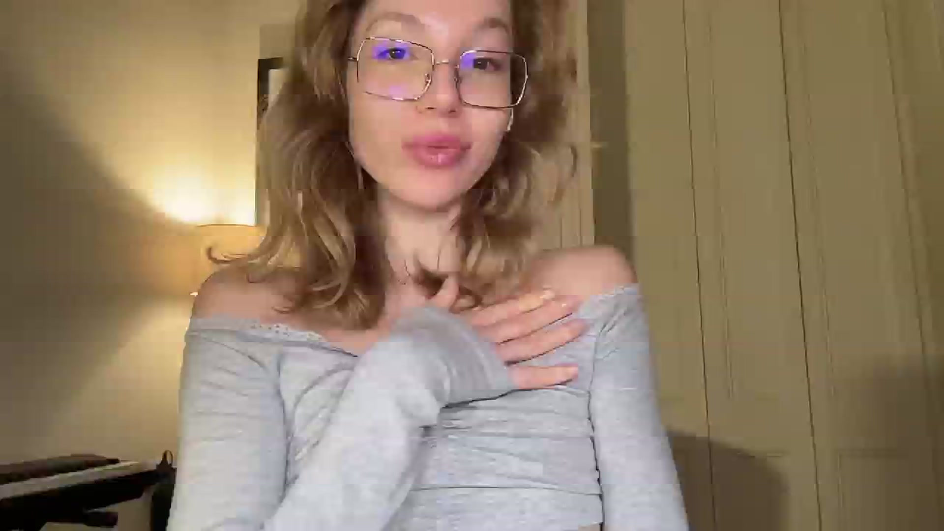 Gallery image thumbnail from Milayah's myfreecams stream on, 01/16/2026, 17:10 image 14 of 20