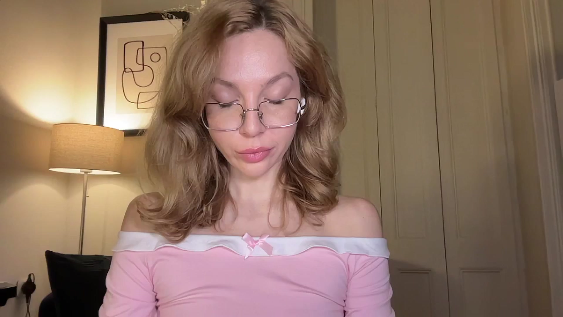 Gallery image thumbnail from Milayah's myfreecams stream on, 01/17/2026, 17:13 image 15 of 20