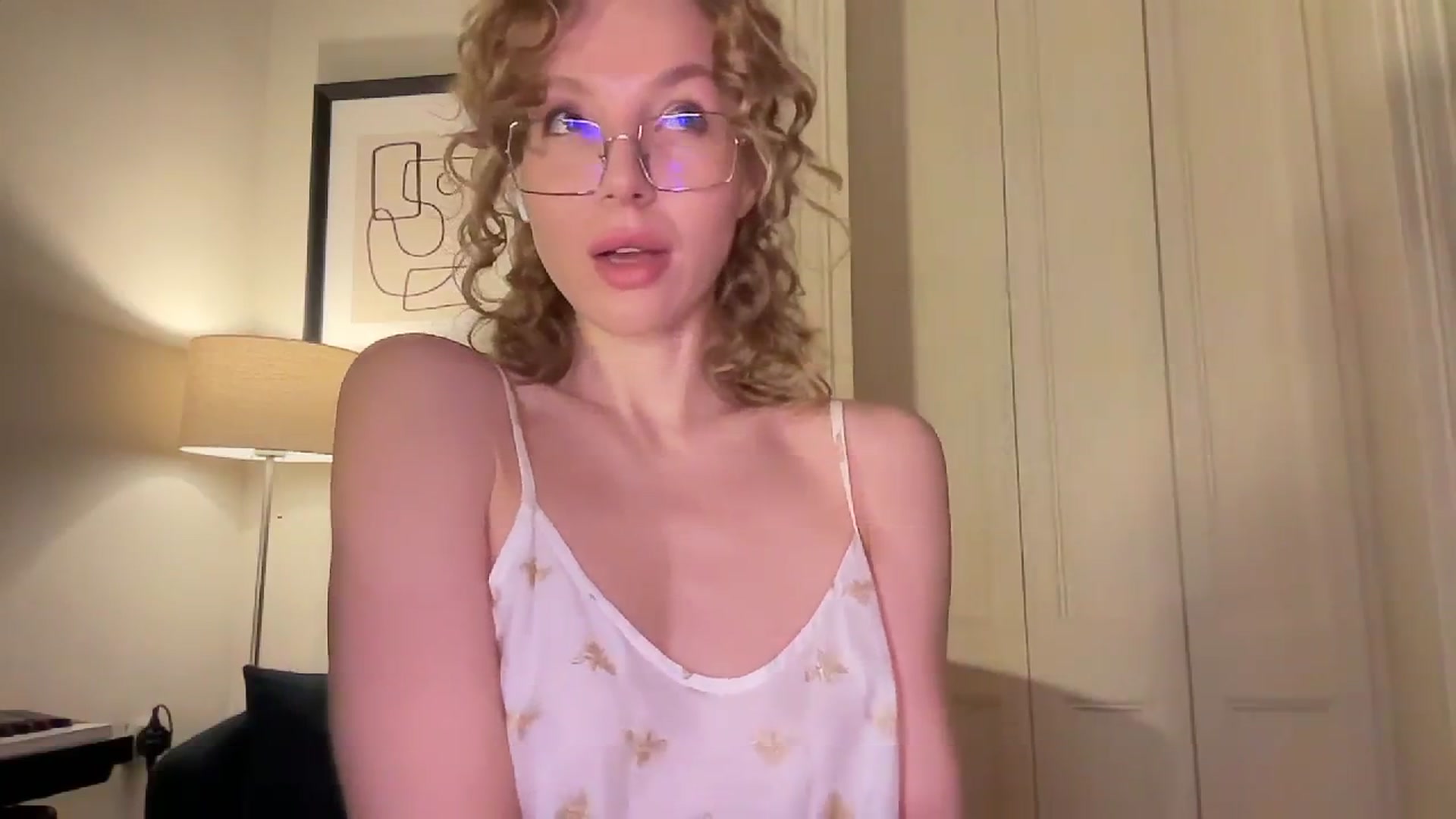 Gallery image thumbnail from Milayah's myfreecams stream on, 01/21/2026, 18:45 image 16 of 20
