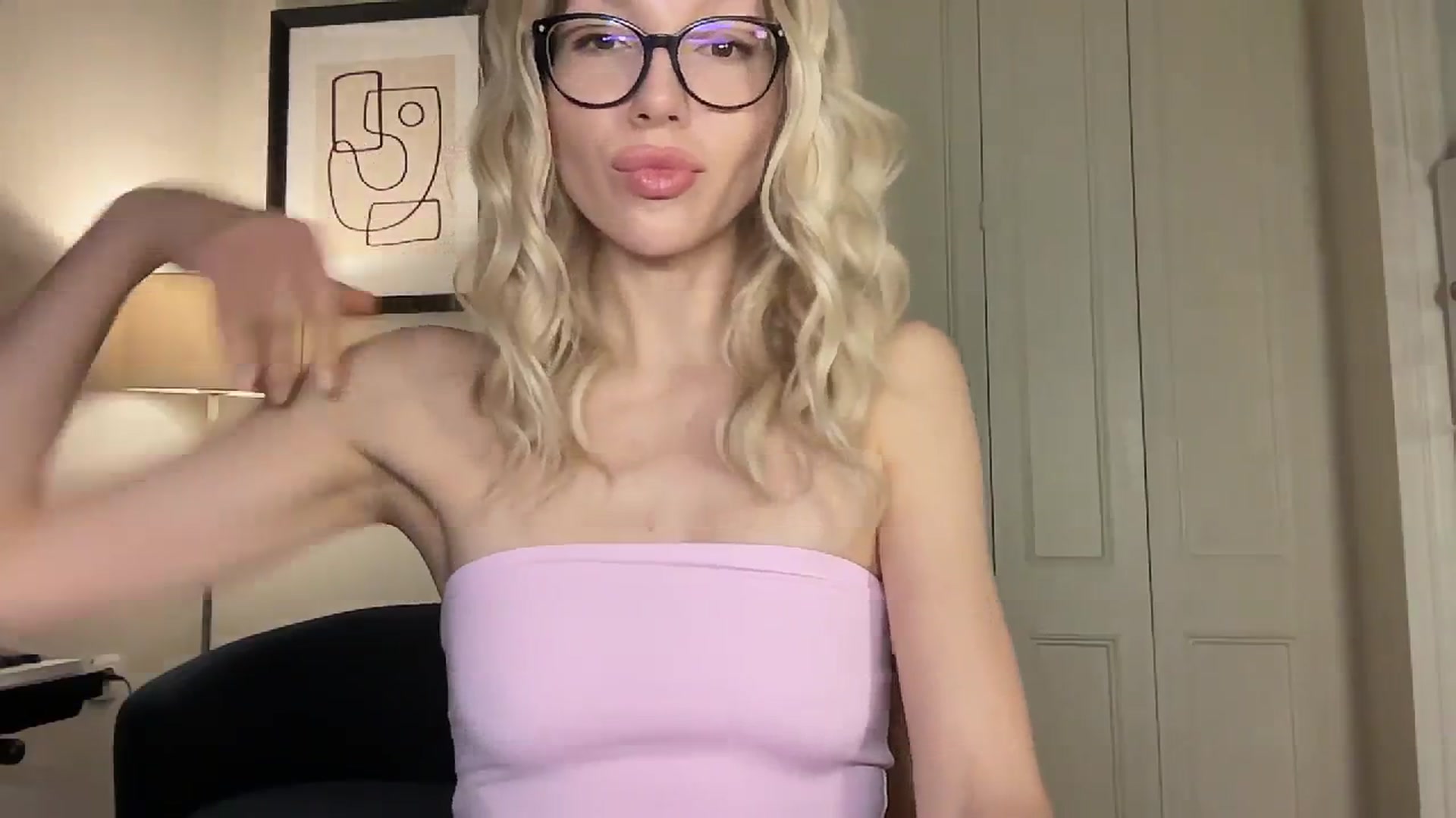 Gallery image thumbnail from Milayah's myfreecams stream on, 03/20/2026, 19:43 image 8 of 20