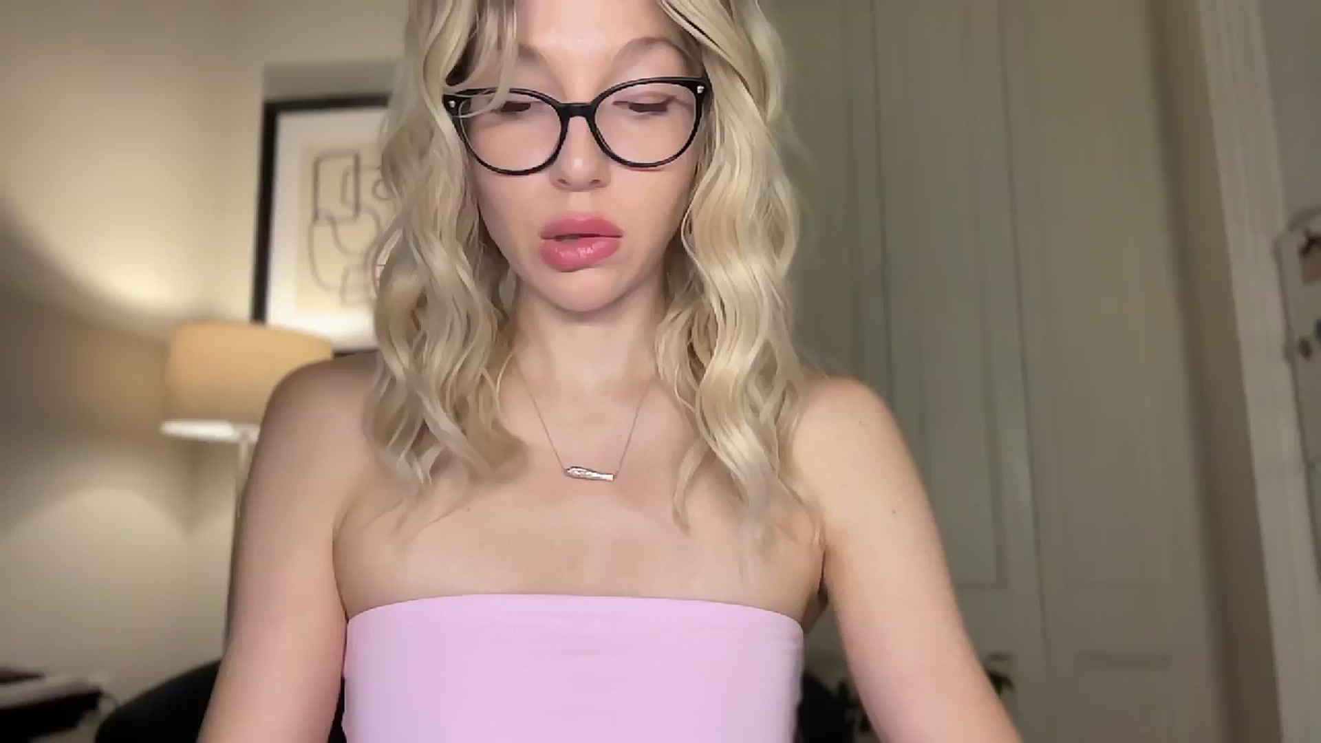 Gallery image thumbnail from Milayah's myfreecams stream on, 03/25/2026, 17:06 image 9 of 20