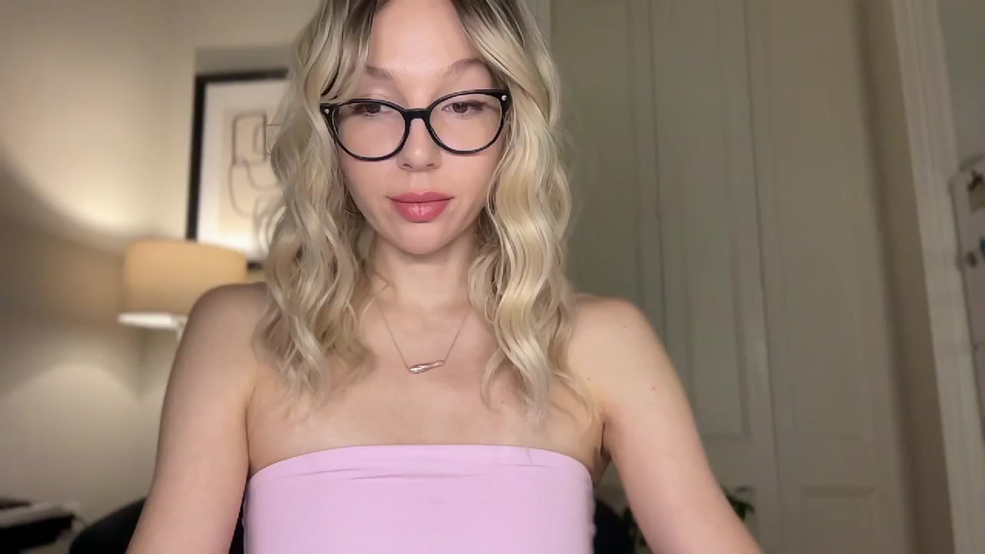 Gallery image thumbnail from Milayah's myfreecams stream on, 03/25/2026, 17:06 image 5 of 20