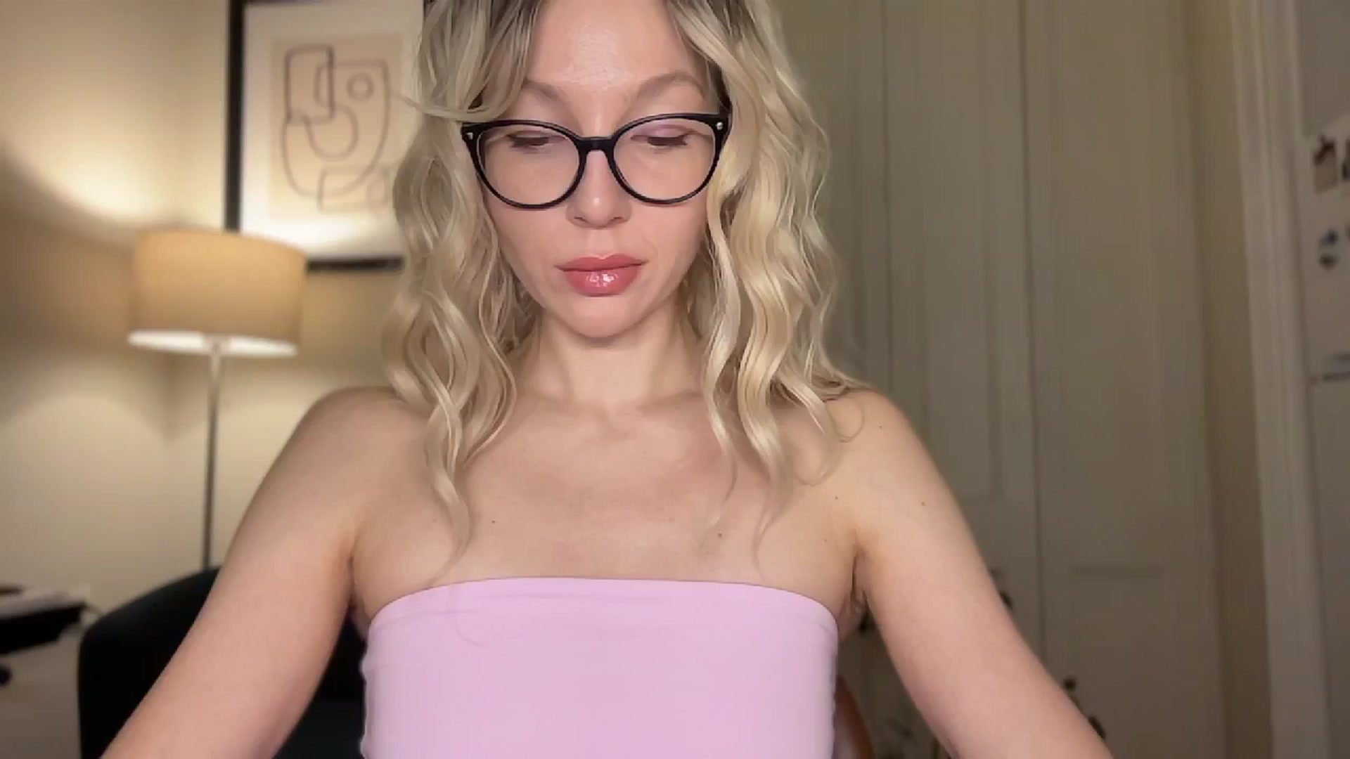 Gallery image thumbnail from Milayah's myfreecams stream on, 04/03/2026, 18:57 image 2 of 20
