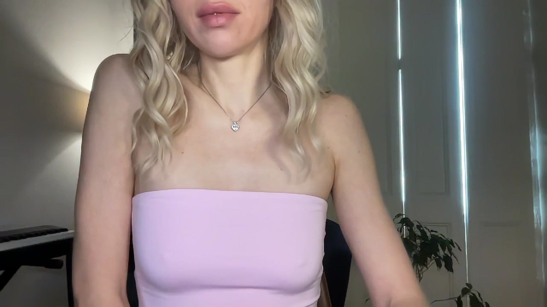 Gallery image thumbnail from Milayah's myfreecams stream on, 04/09/2026, 10:21 image 6 of 20