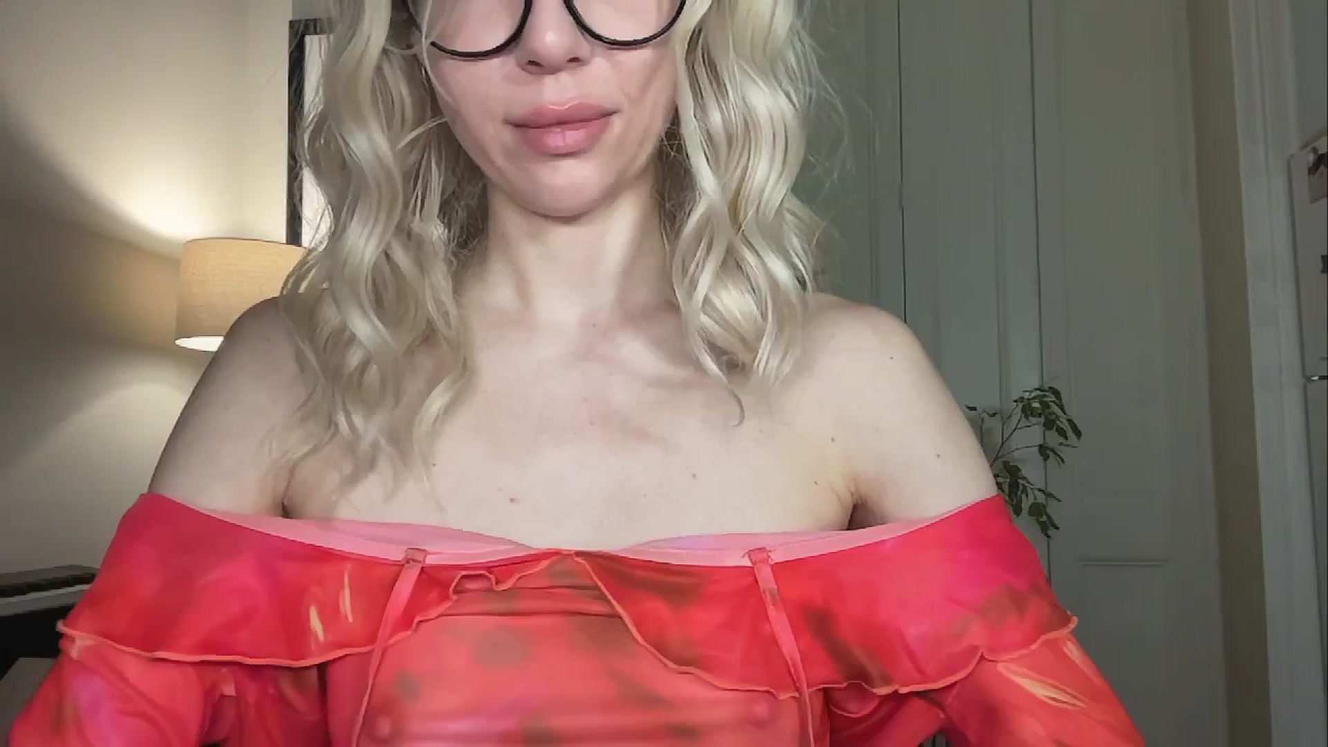 Gallery image thumbnail from Milayah's myfreecams stream on, 04/22/2026, 19:01 image 18 of 20