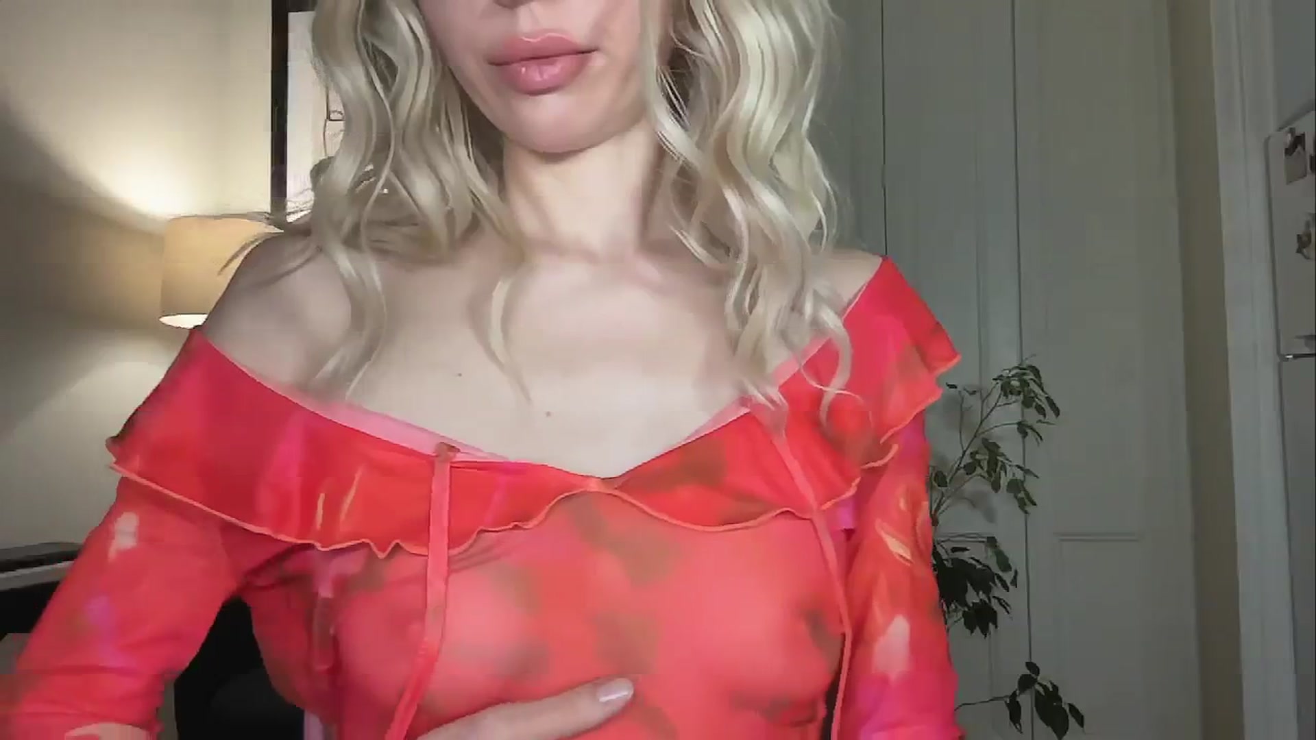 Gallery image thumbnail from Milayah's myfreecams stream on, 04/22/2026, 19:01 image 10 of 20
