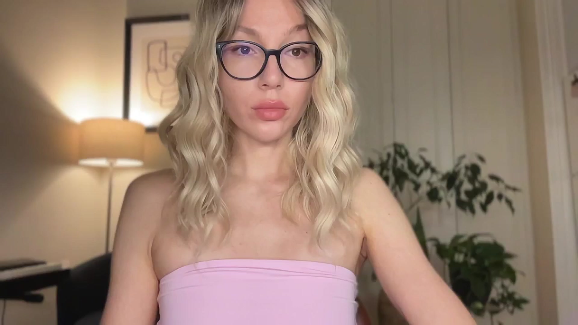 Gallery image thumbnail from Milayah's myfreecams stream on, 05/03/2026, 17:40 image 1 of 20