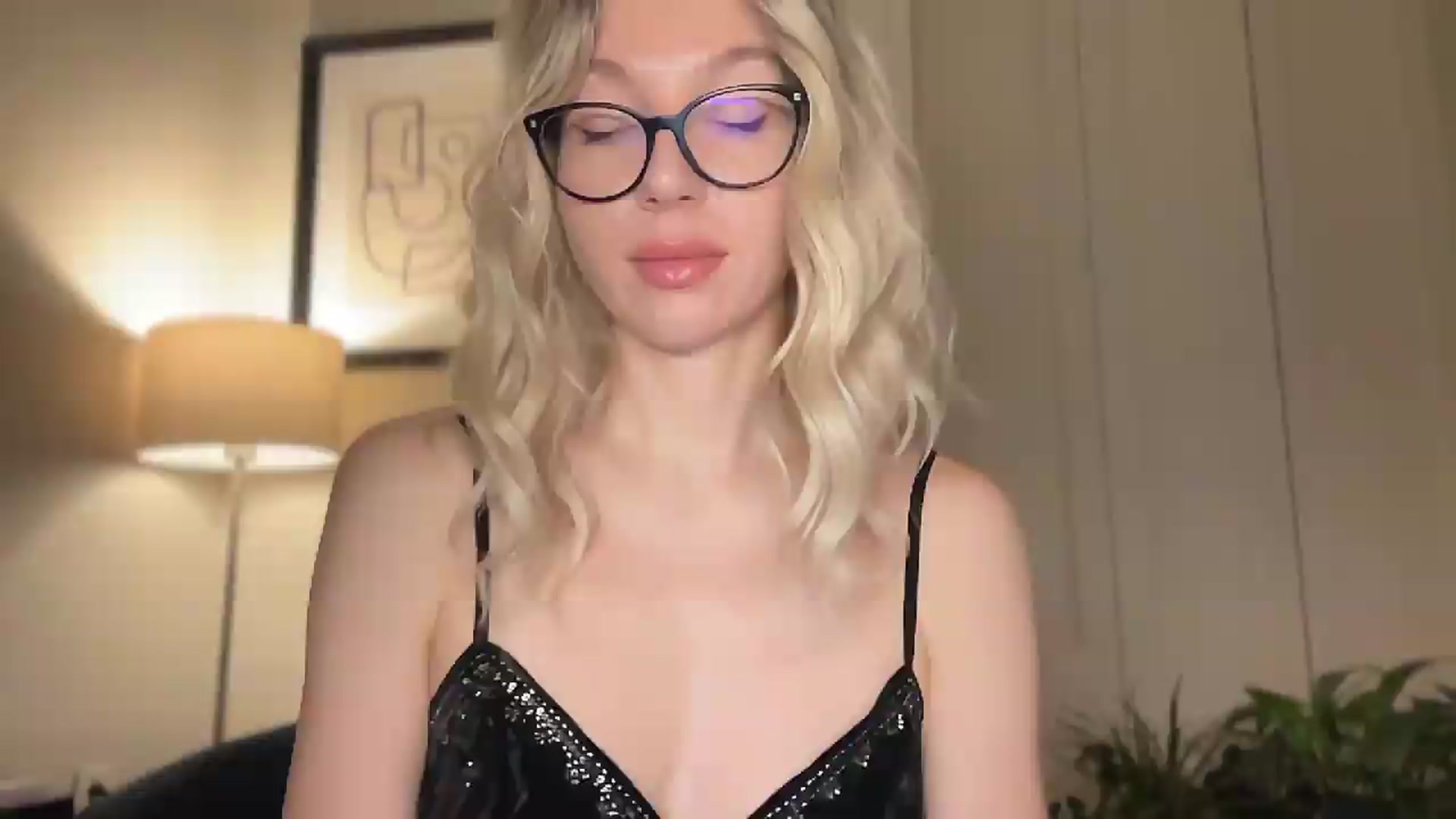 Gallery image thumbnail from Milayah's myfreecams stream on, 05/20/2026, 17:14 image 5 of 20