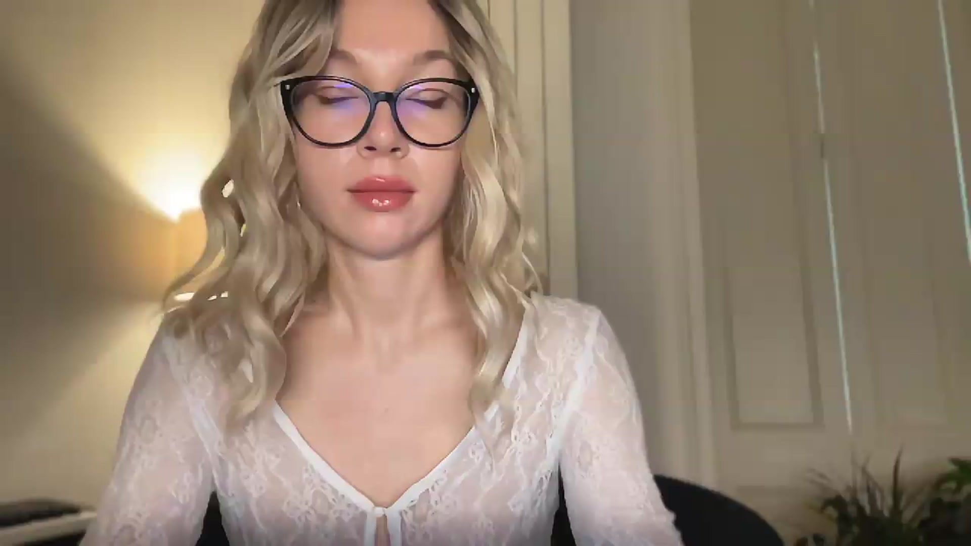 Gallery image thumbnail from Milayah's myfreecams stream on, 05/21/2026, 11:19 image 19 of 20