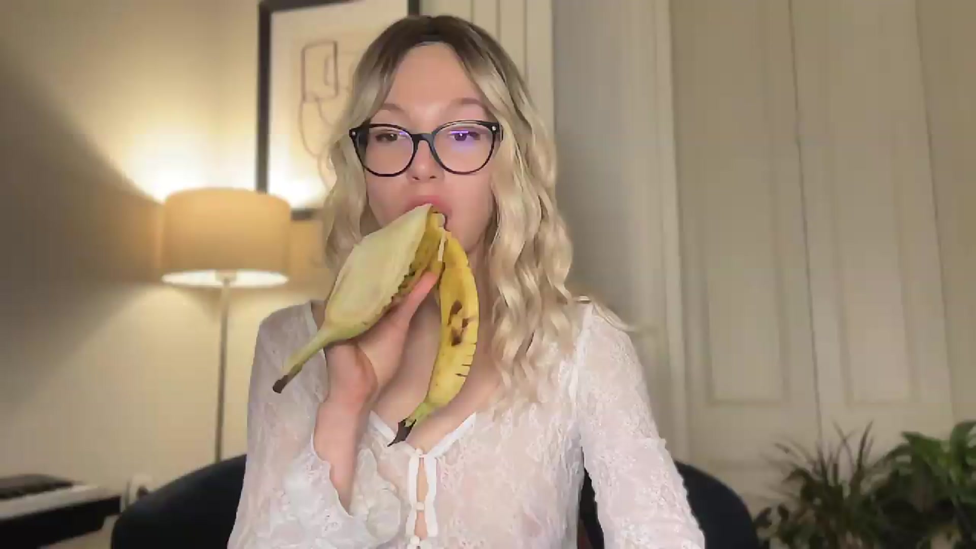 Gallery image thumbnail from Milayah's myfreecams stream on, 05/26/2026, 17:54 image 3 of 20