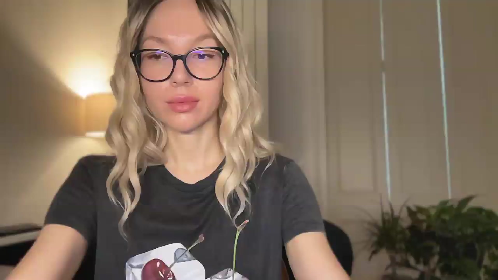 Gallery image thumbnail from Milayah's myfreecams stream on, 06/15/2026, 09:33 image 19 of 20