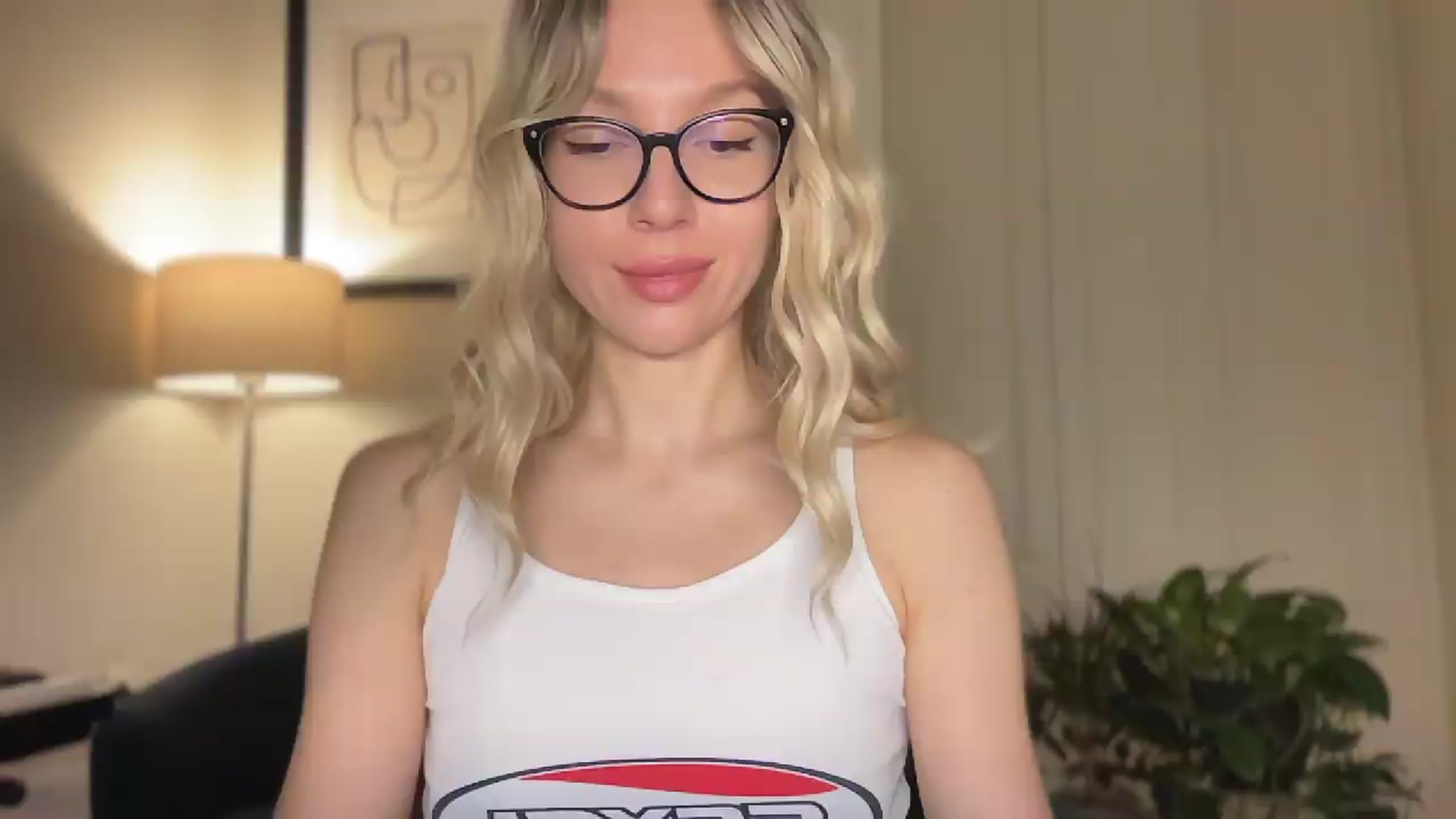 Gallery image thumbnail from Milayah's myfreecams stream on, 06/29/2026, 18:03 image 13 of 20