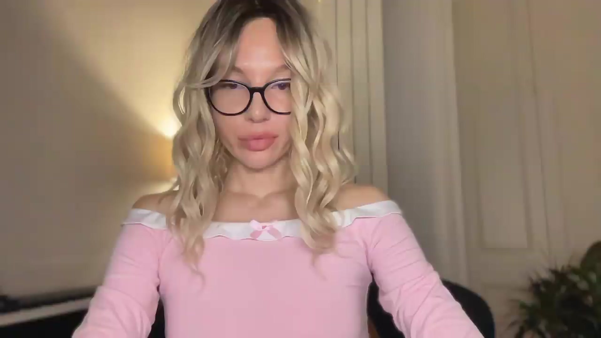Gallery image thumbnail from Milayah's myfreecams stream on, 07/09/2026, 18:30 image 13 of 20