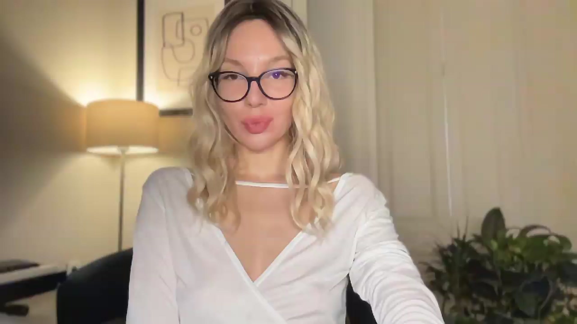 Gallery image thumbnail from Milayah's myfreecams stream on, 07/13/2026, 17:49 image 4 of 20