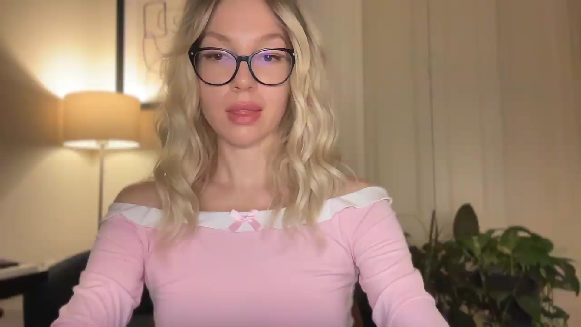 Gallery image thumbnail from Milayah's myfreecams stream on, 08/25/2026, 19:09 image 20 of 20