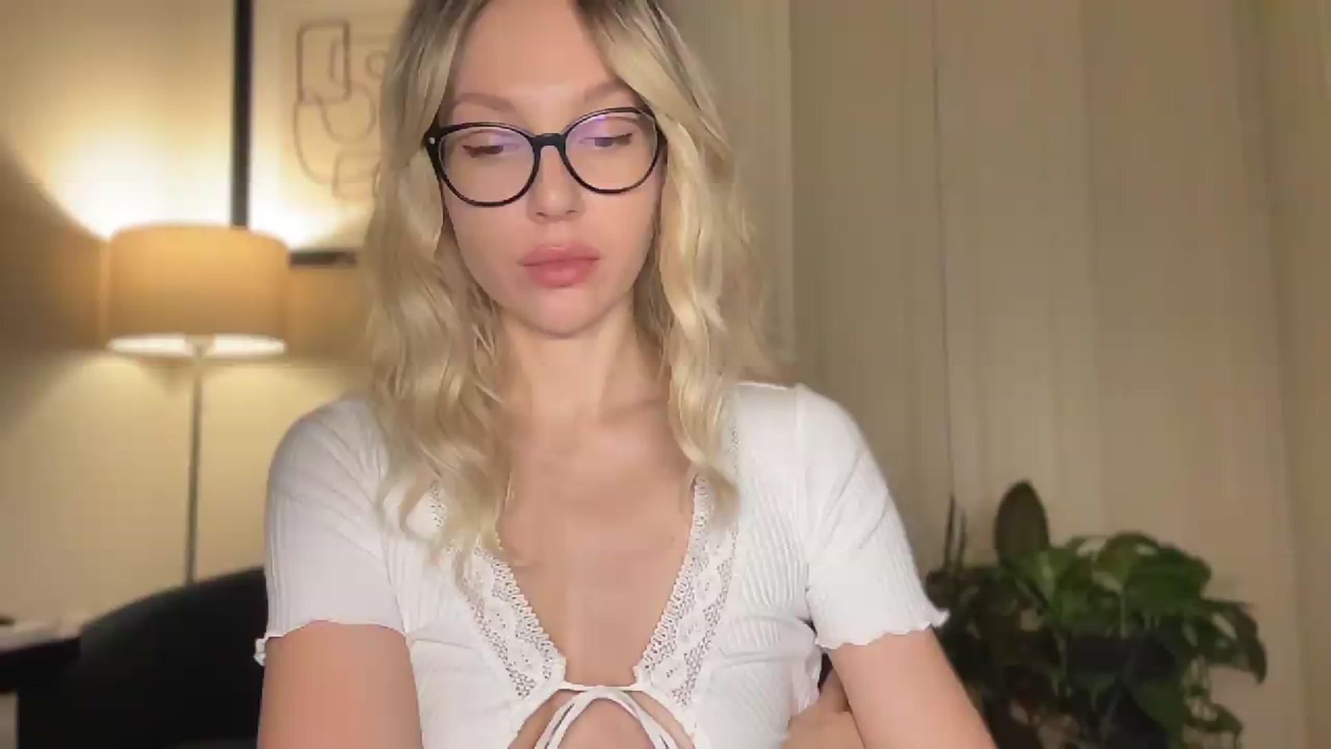 Gallery image thumbnail from Milayah's myfreecams stream on, 08/26/2026, 18:09 image 2 of 20