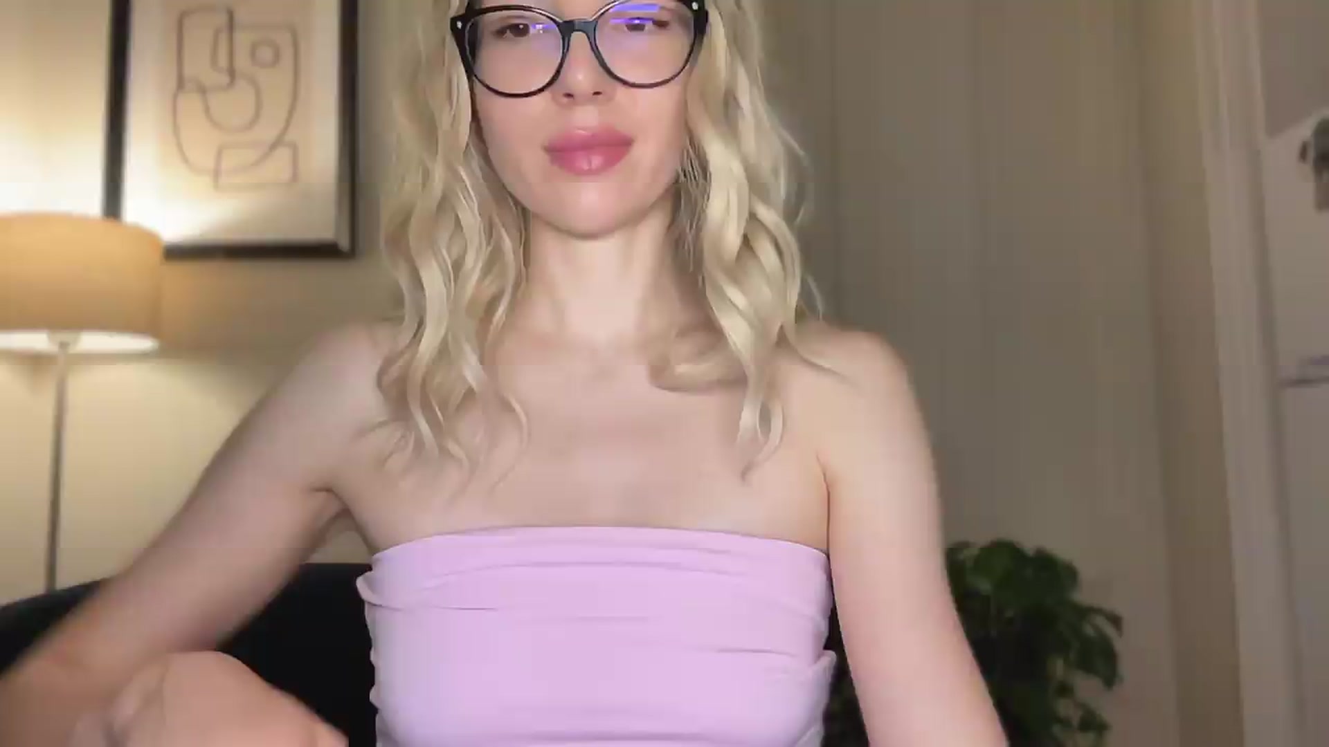Gallery image thumbnail from Milayah's myfreecams stream on, 08/31/2026, 19:03 image 18 of 20