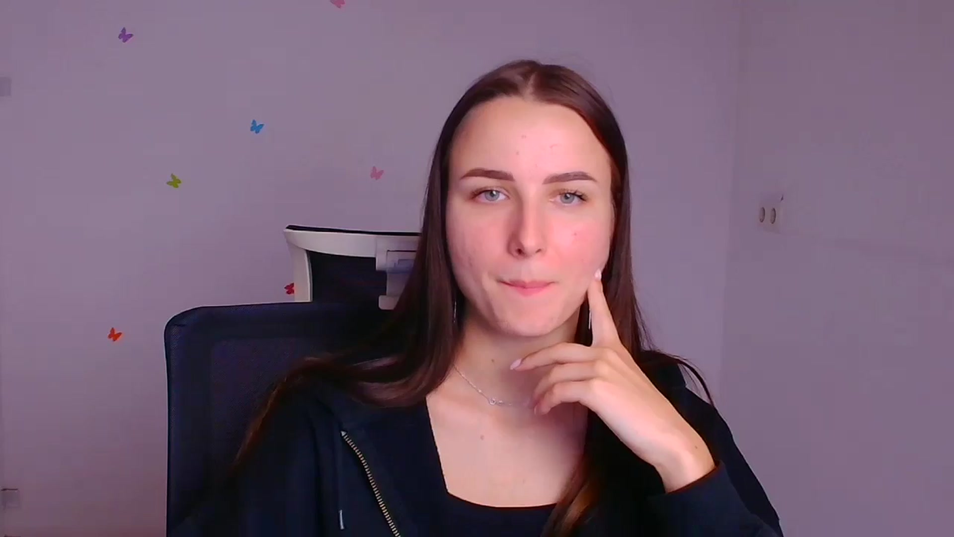 Gallery image thumbnail from MilenaLune's myfreecams stream on, 06/24/2025, 13:34 image 18 of 20