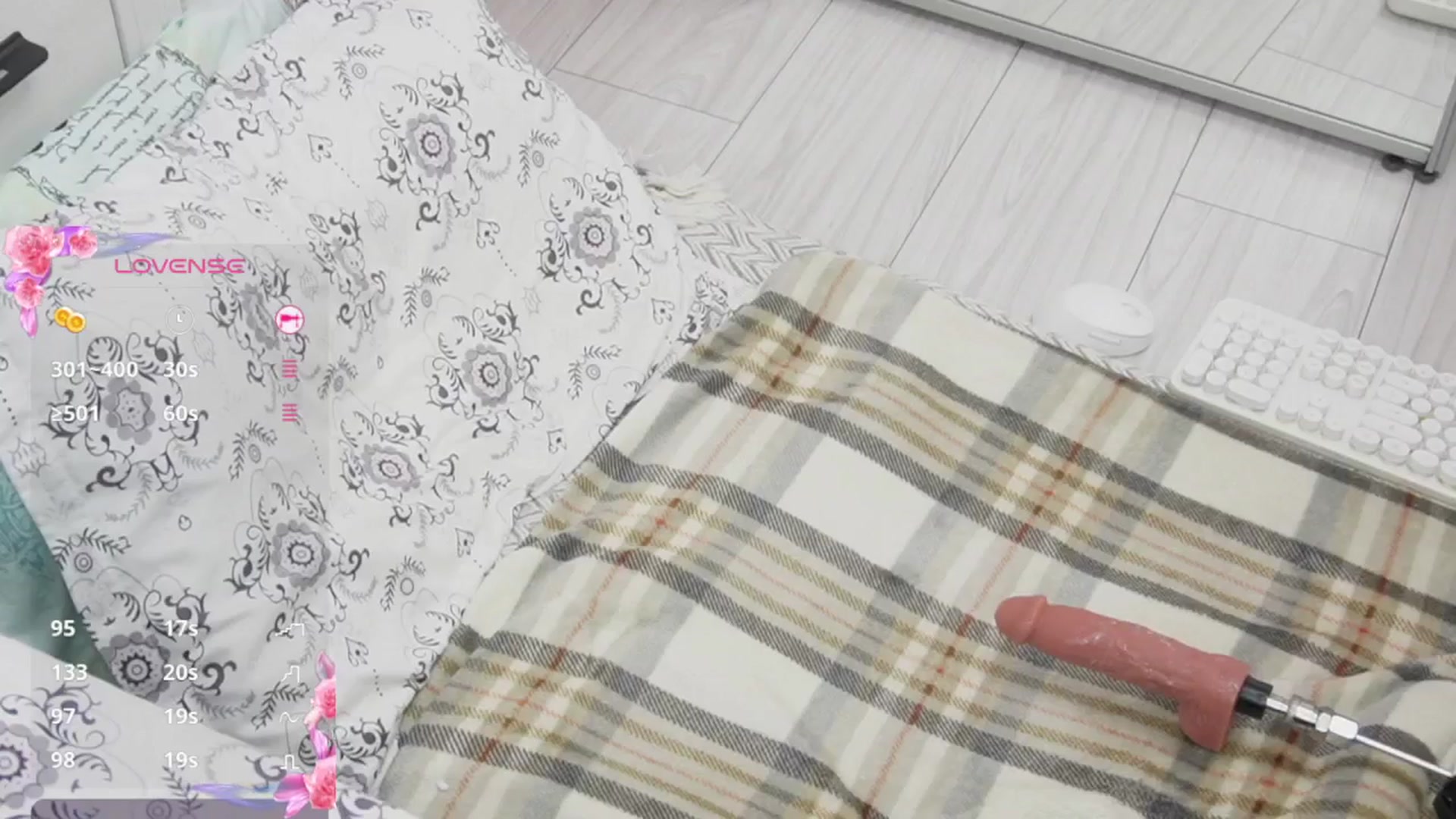 Gallery image thumbnail from MilenaLynn's myfreecams stream on, 12/03/2025, 12:29 image 8 of 20