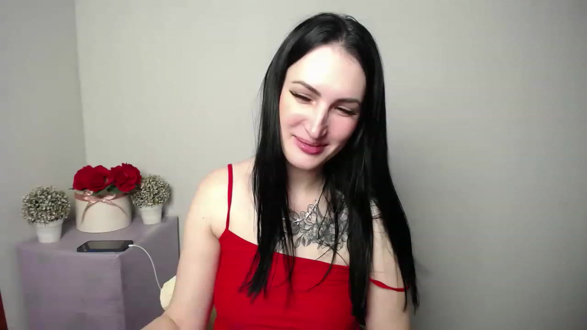 Gallery image thumbnail from MilenaXo_'s myfreecams stream on, 02/12/2023, 23:37 image 13 of 20
